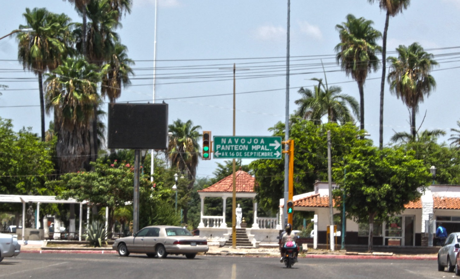 Ayuntamiento rehabilita semáforos y señalizaciones – MegaVision